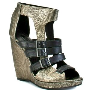 Matiko Sachs Genuine Leather Snakeskin Gladiator Sandals